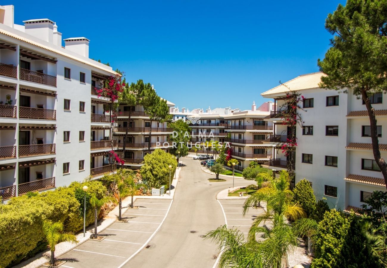 Apartamento em Albufeira - Falésia Beach Apartment by D'Alma Portuguesa