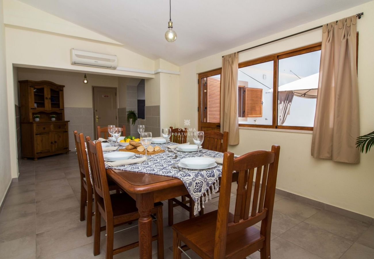 Villa em Albufeira - Villa Girassol - By D´alma Portuguesa