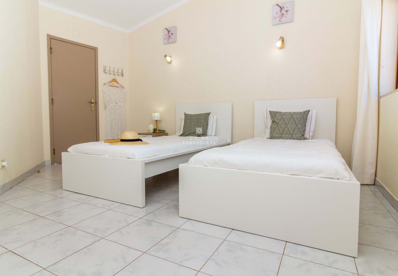 Villa em Albufeira - Villa Girassol - By D´alma Portuguesa