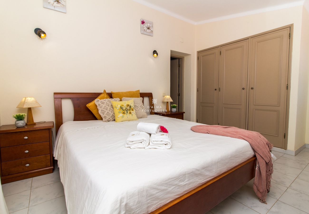 Villa em Albufeira - Villa Girassol - By D´alma Portuguesa